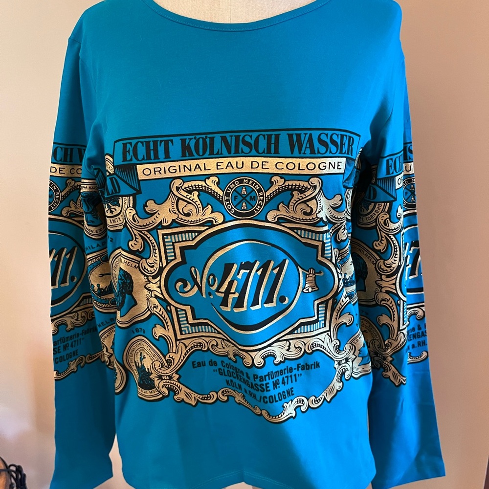Blue Long Sleeve Graphic Tee NWOT - Picture 2 of 4